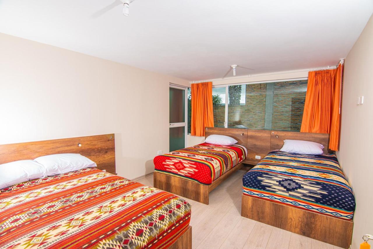 The Traveler Hostel Отавало Екстер'єр фото